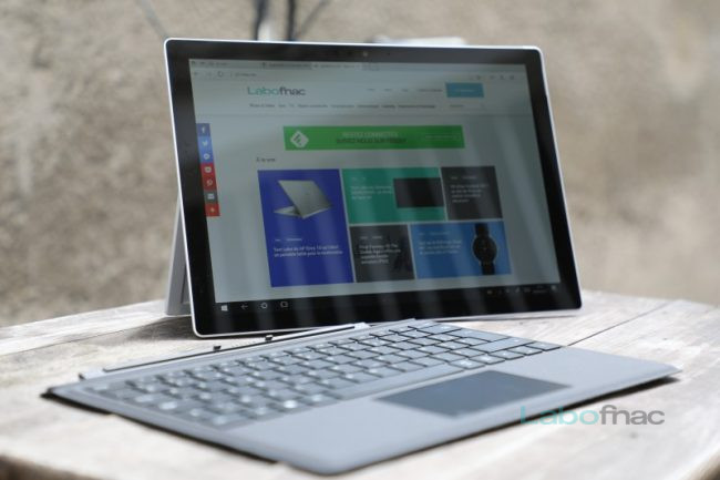  La Microsoft Surface Pro &copy; LaboFnac / Mathieu Freitas