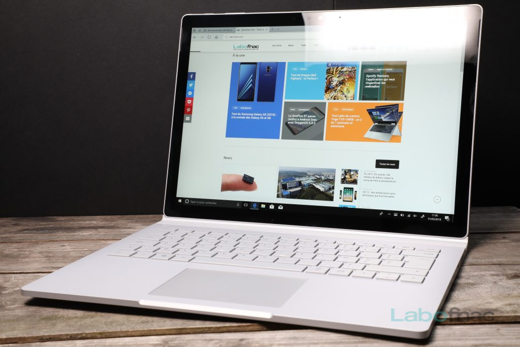 Microsoft Surface Book 2 7