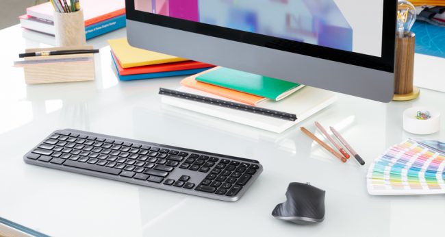  &copy; Logitech
